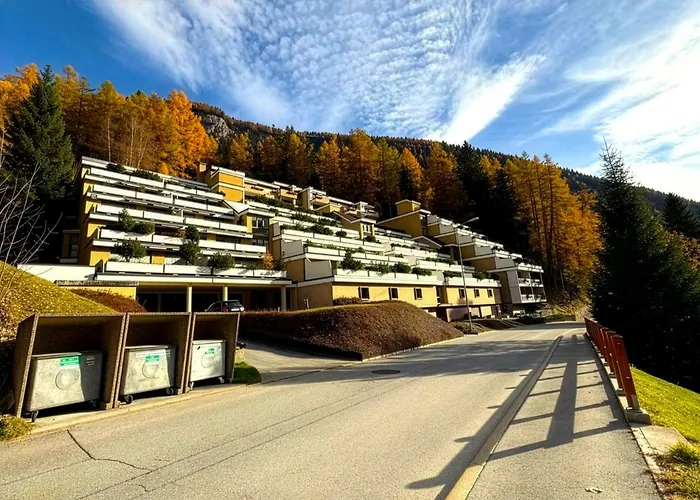 Retro Alpine - Terrace With Mountain View 로이커바드